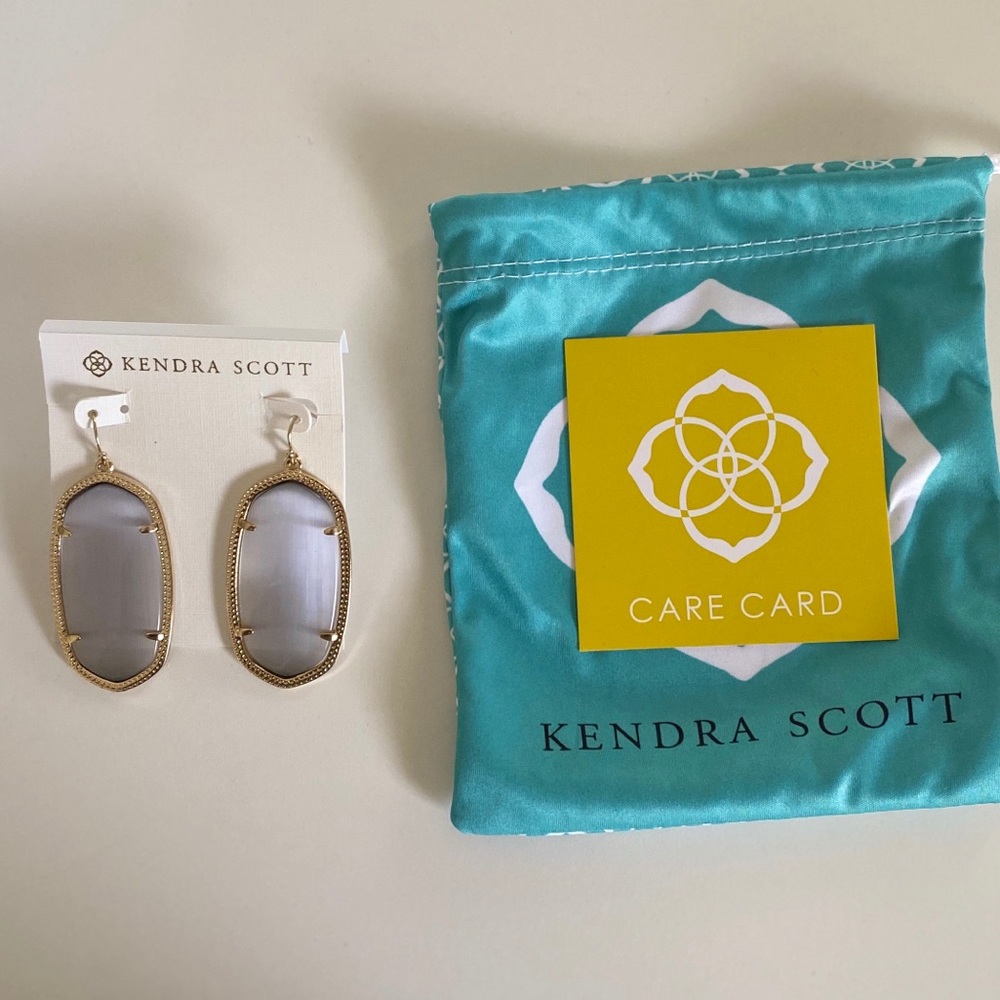 Dani Kendra Scott Earrings